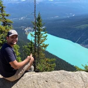 Meet your Posher, Saad